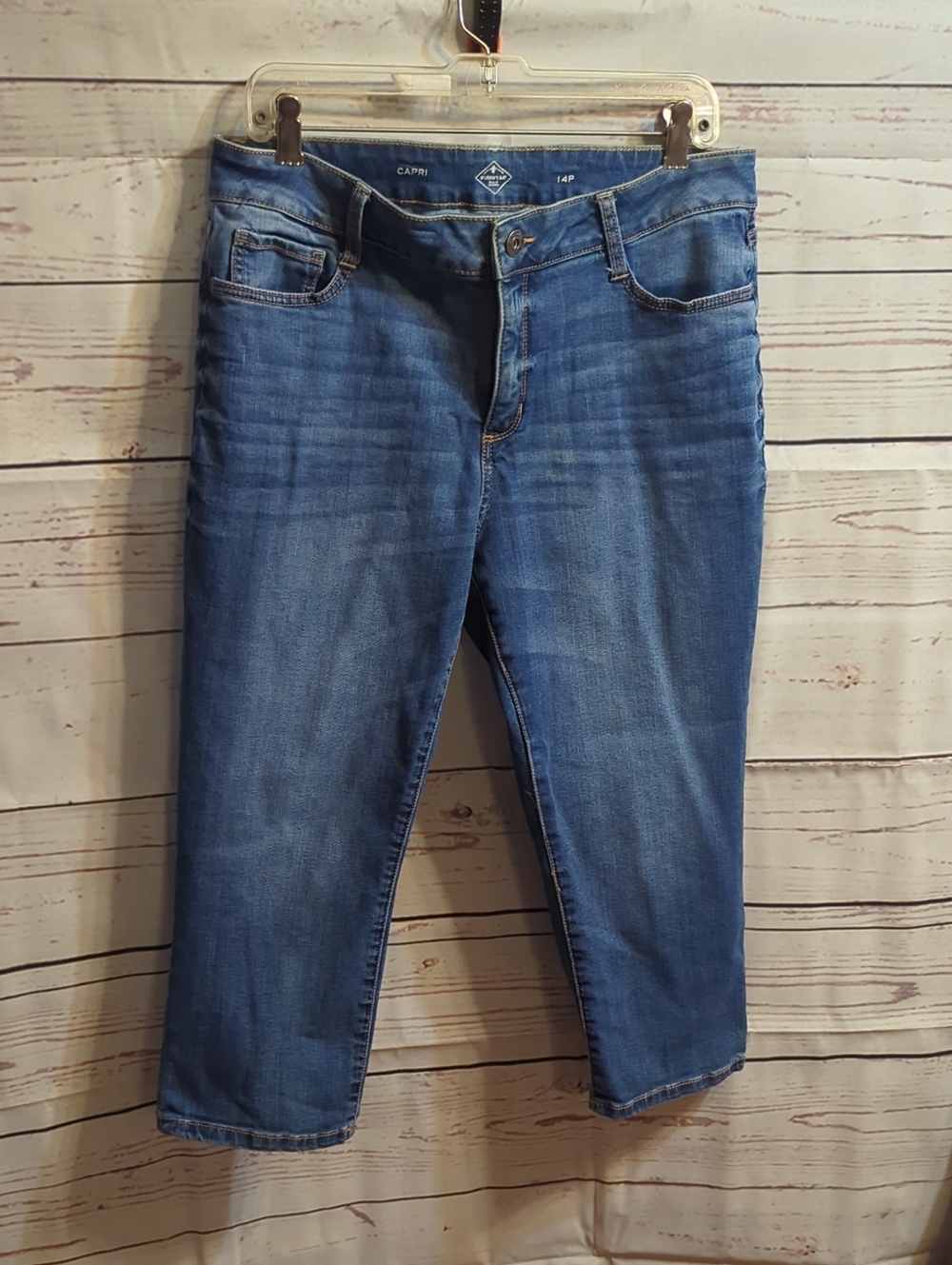 St John's Bay Women's Blue Denim Jeans Capris